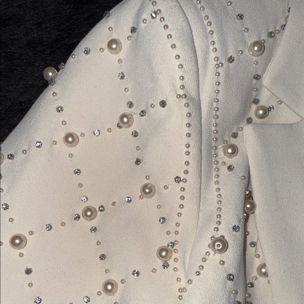 House of CB Ivory Blazer with Pearls and crystals. - Picture 5 of 14